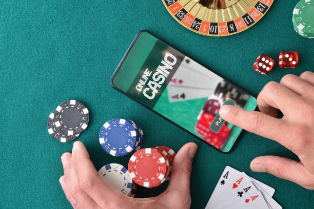 Wild Coaster slot game on bowo77 mobile app showing reel layout and controls